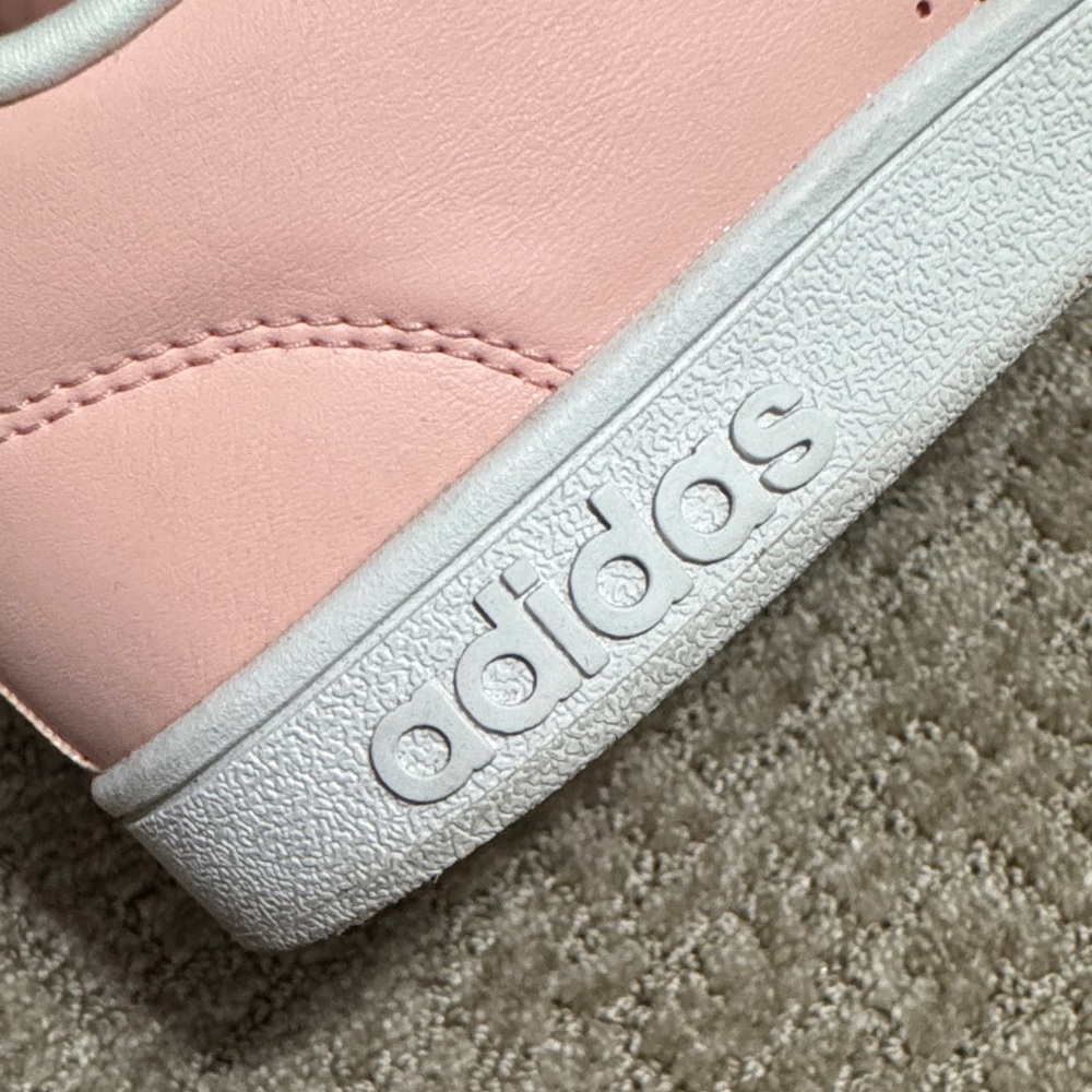Adidas Women's Soft Pink Sneakers - Picture 4 of 4